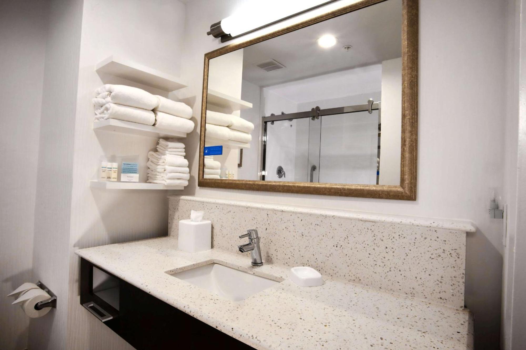 Hampton Inn & Suites By Hilton Baltimore/Aberdeen, Md Екстериор снимка